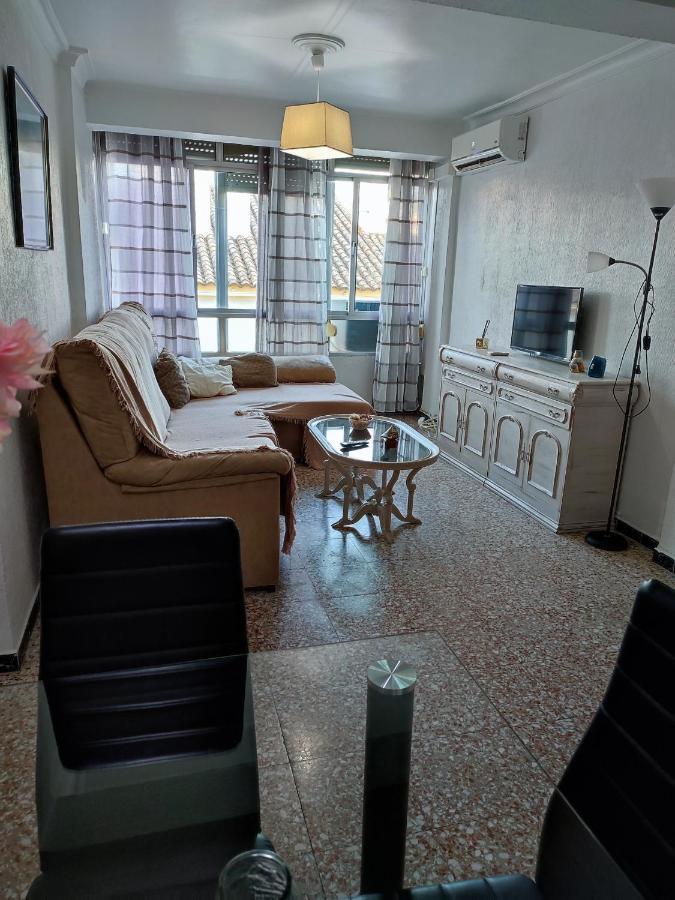 Precioso piso, 3 dormitorios, aire acondicionado Jerez de la Frontera Exterior foto