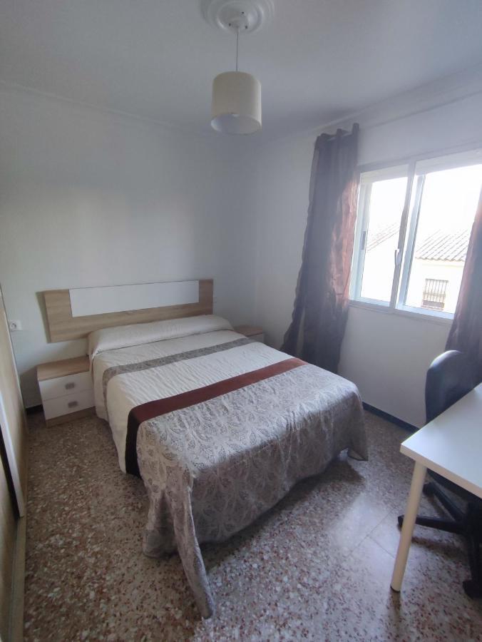 Precioso piso, 3 dormitorios, aire acondicionado Jerez de la Frontera Exterior foto