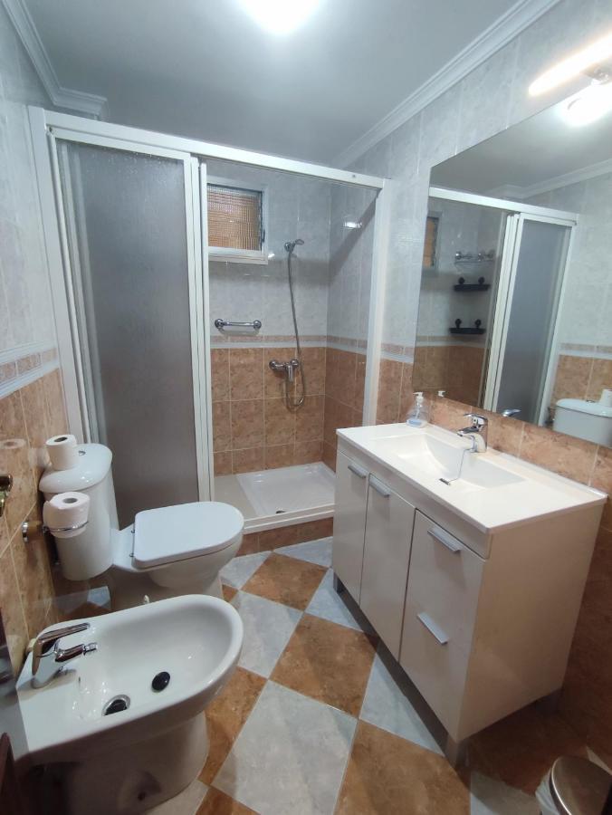 Precioso piso, 3 dormitorios, aire acondicionado Jerez de la Frontera Exterior foto