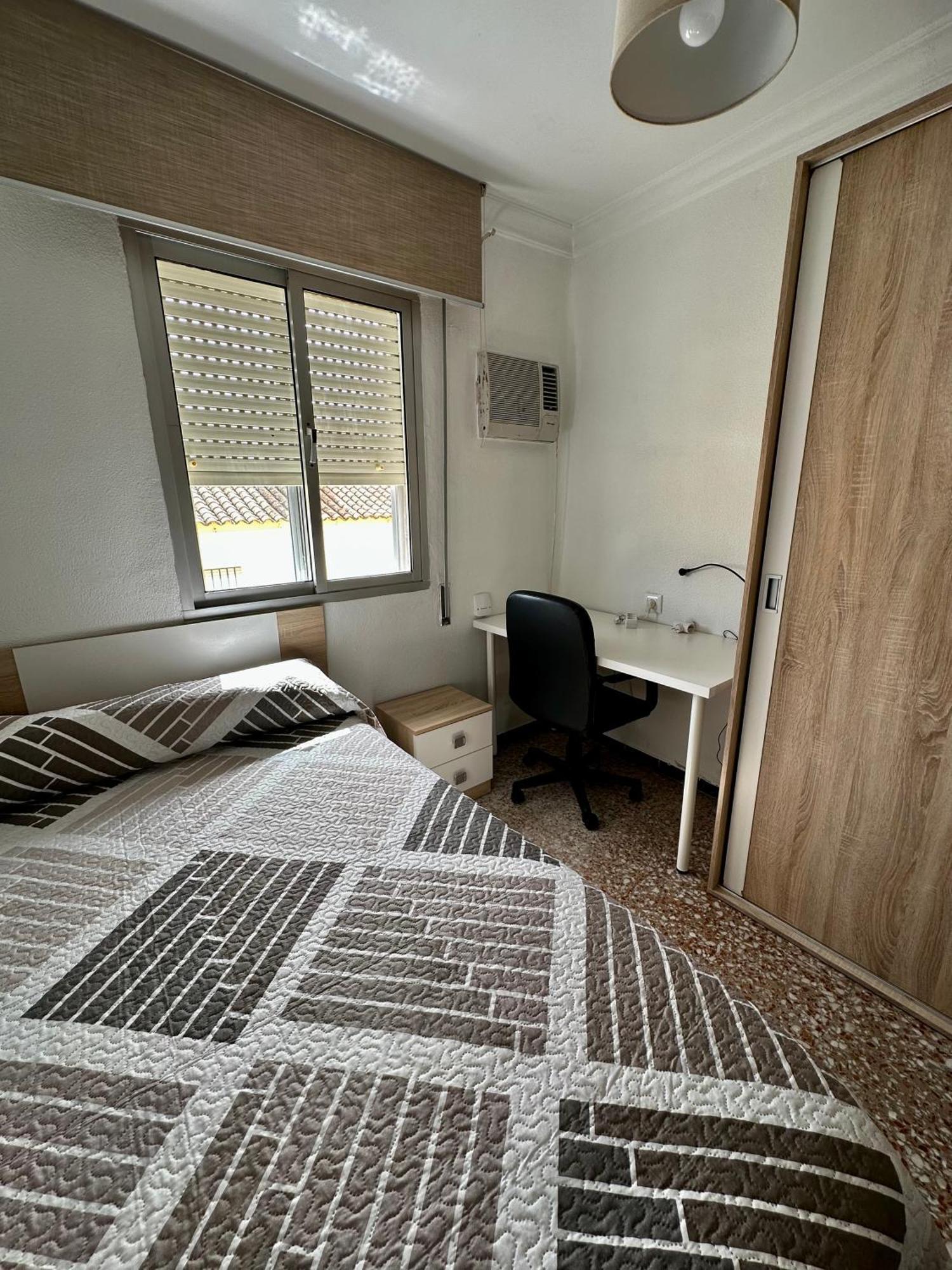 Precioso piso, 3 dormitorios, aire acondicionado Jerez de la Frontera Exterior foto